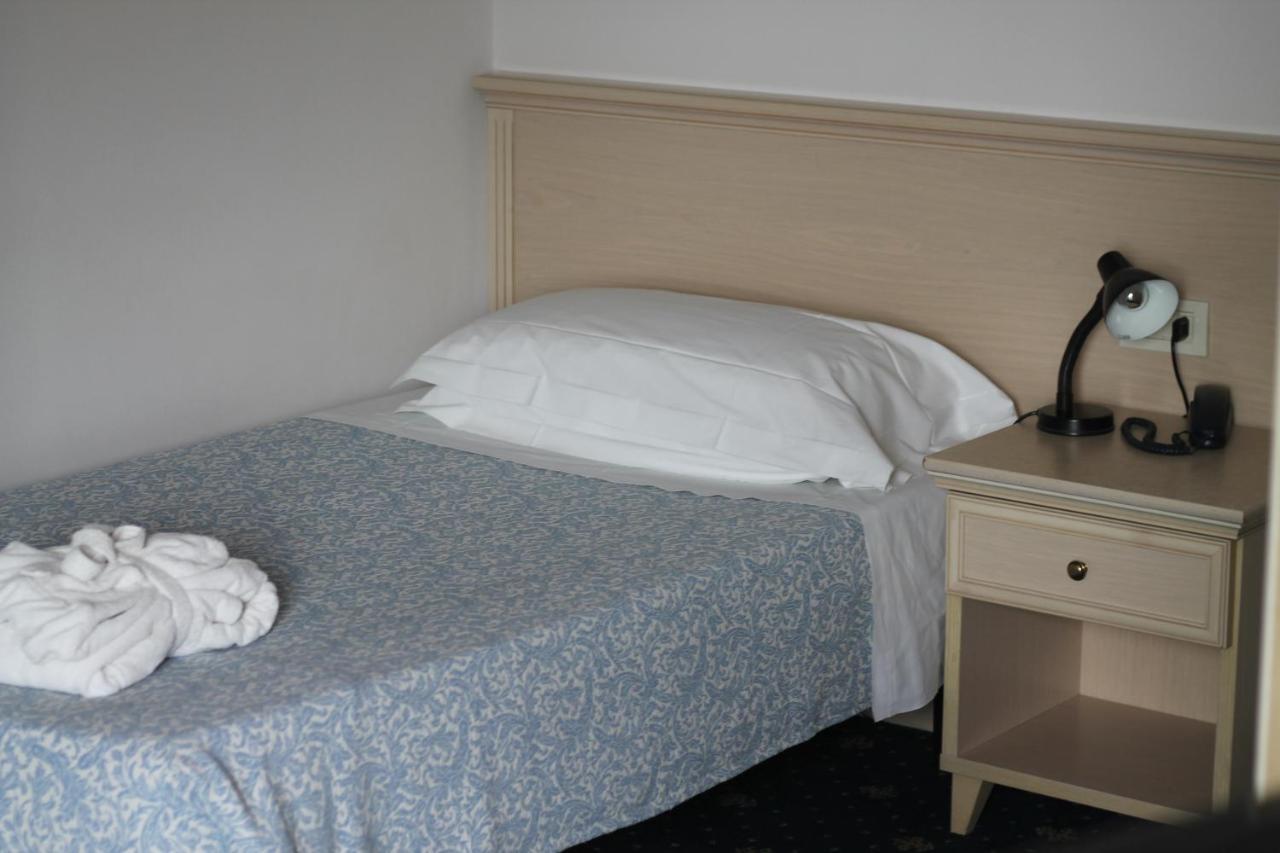 Economy Single Room,253515465:JPEG